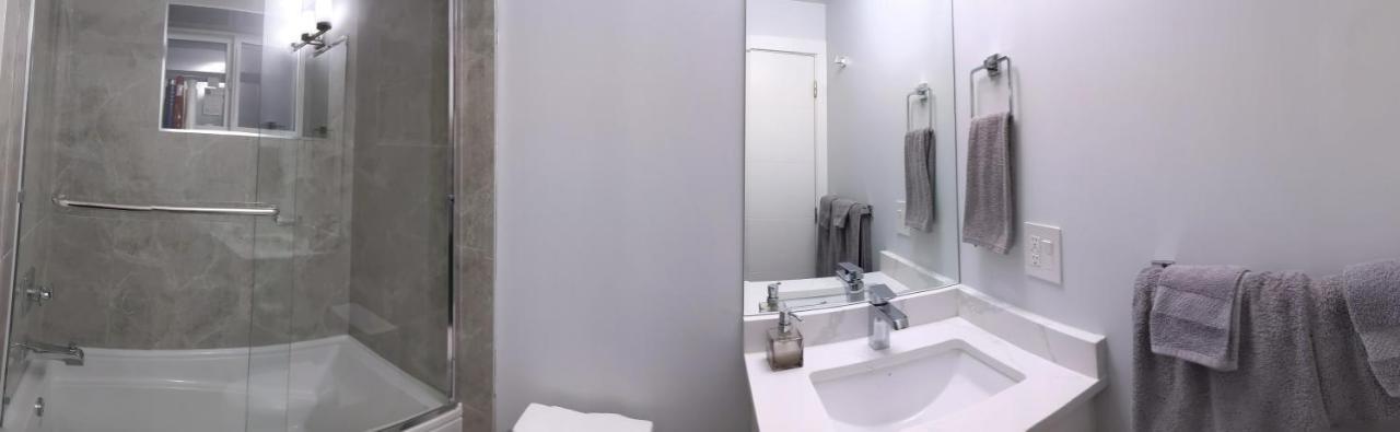 Modern & Luxurious Suites In เซอร์รีย์ ภายนอก รูปภาพ